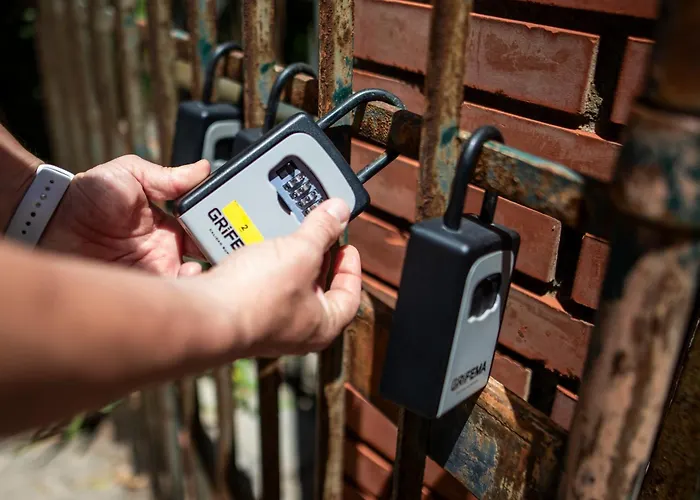 Cefalux - Collection تْشيفالو